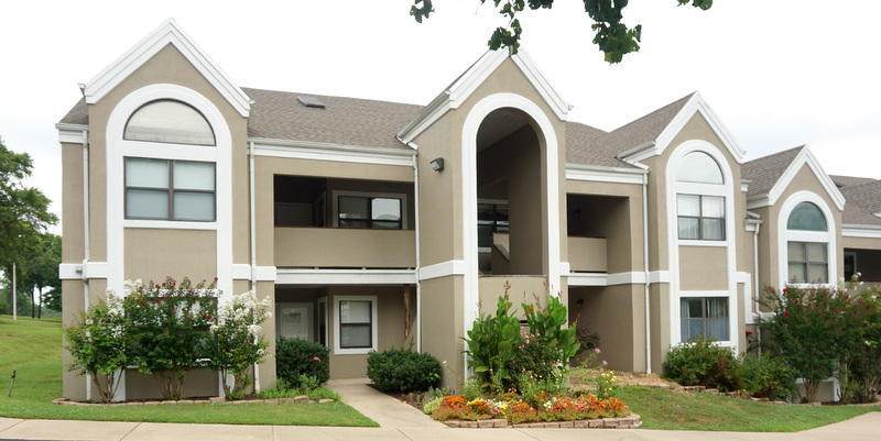 255 Wimbledon Drive - Photo 1