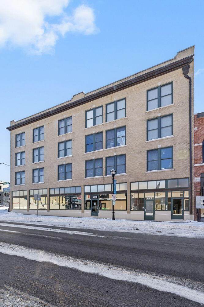 324 Park Central - Photo 1