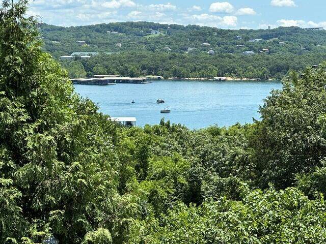24 Village Trail - Photo 1