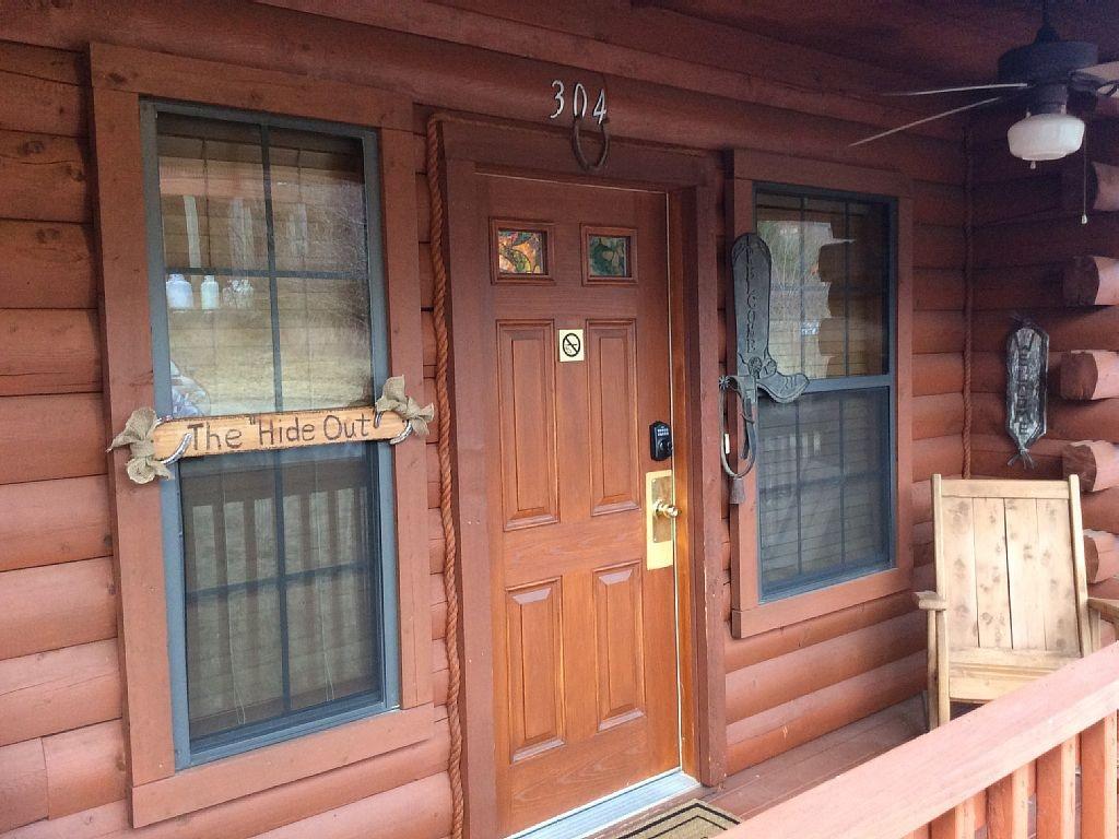 304 Summer Drive - Photo 1