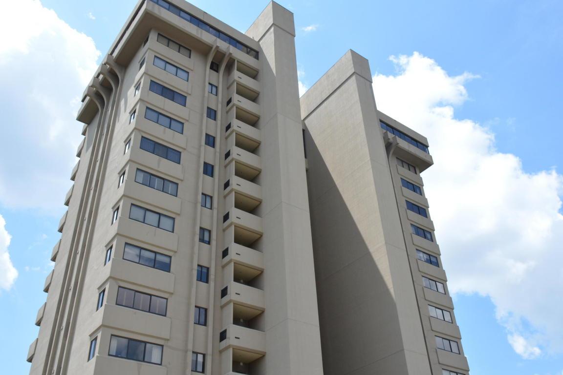 350 John Q. Hamnons Parkway - Photo 1