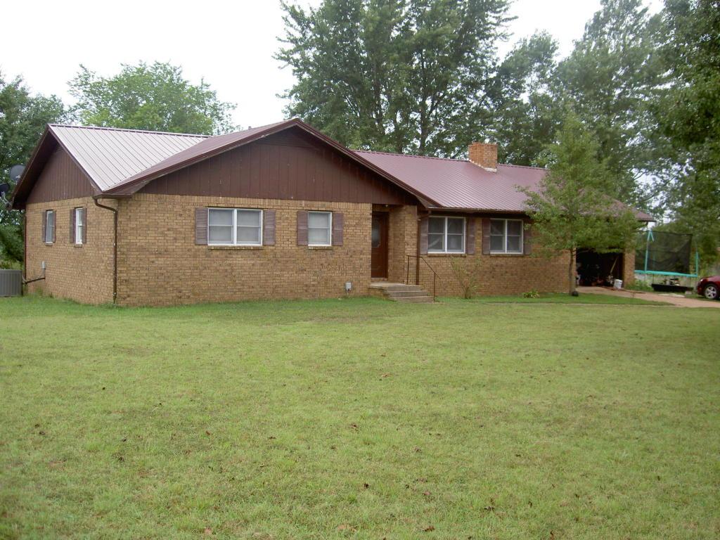8542 County Rd 9240 - Photo 1