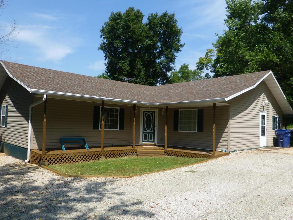 1125 Cedar Avenue - Photo 1