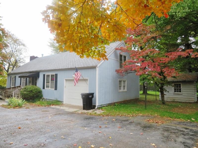 2346 Robberson Avenue - Photo 1