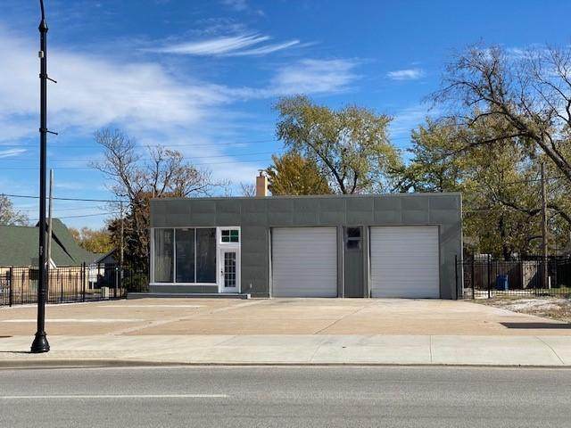 1801 Main Street - Photo 1