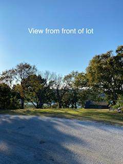 498 Wood Ridge Drive - Photo 1