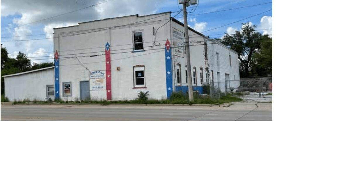 909 Commercial Street - Photo 1