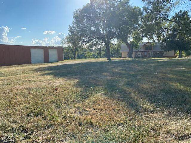 1115 Highlandville Road - Photo 1