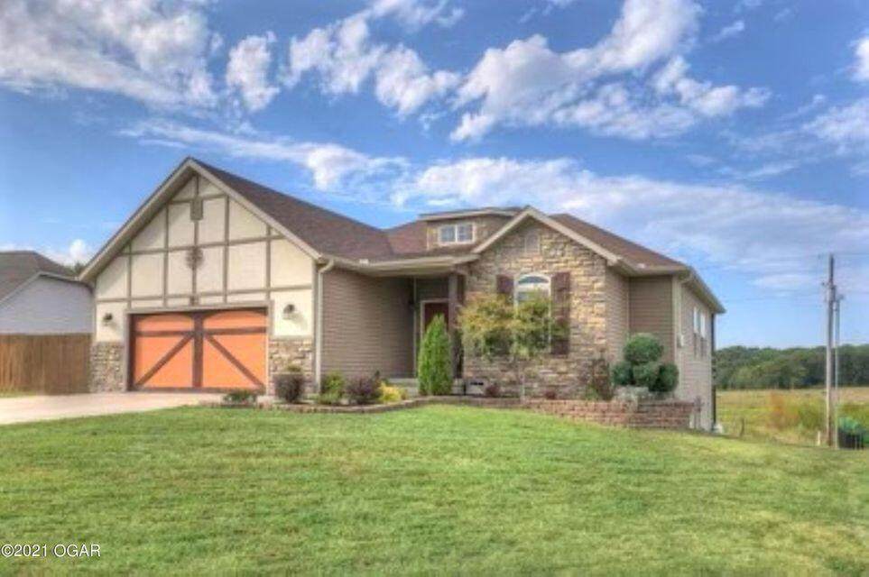 1413 Matthew Circle - Photo 1