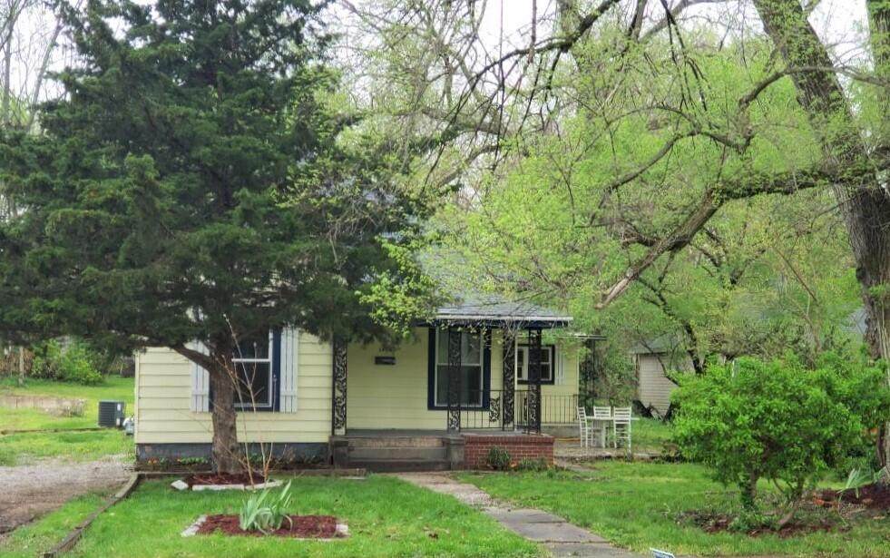 1444 Sherman Avenue - Photo 1