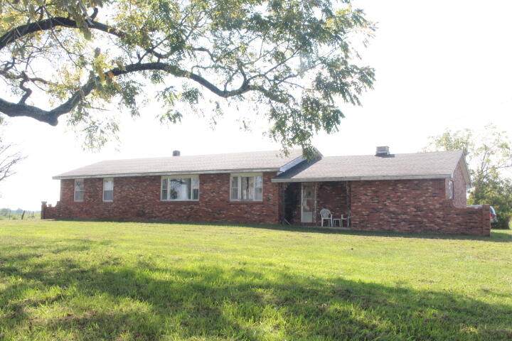 20232 Highway D - Photo 1