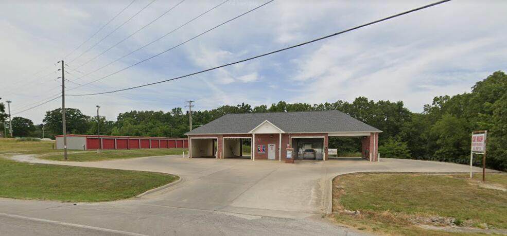22181 Hwy 54 - Photo 1