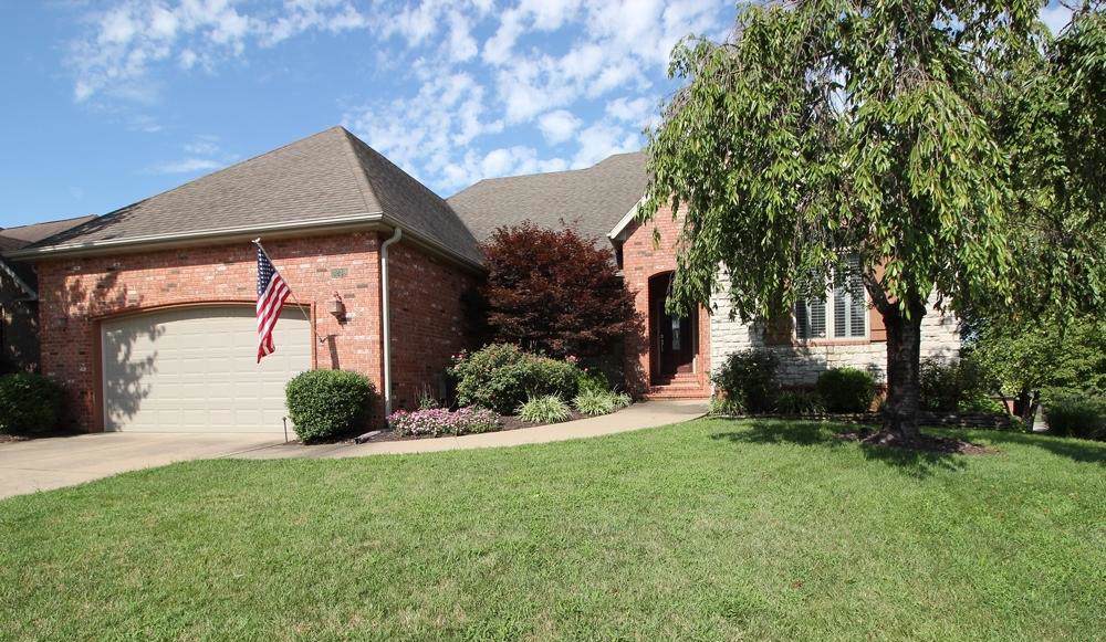 3239 Linden Avenue - Photo 1