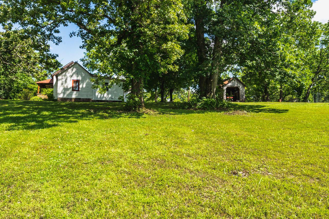 900 County Road 250 - Photo 1