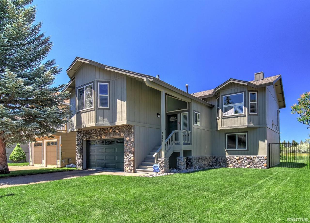1680 Venice Drive - Photo 1