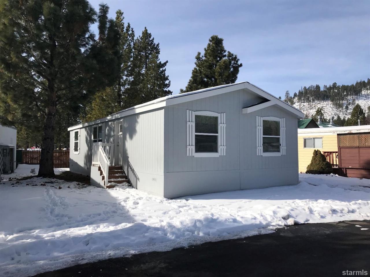 1080 Julie Lane - Photo 1