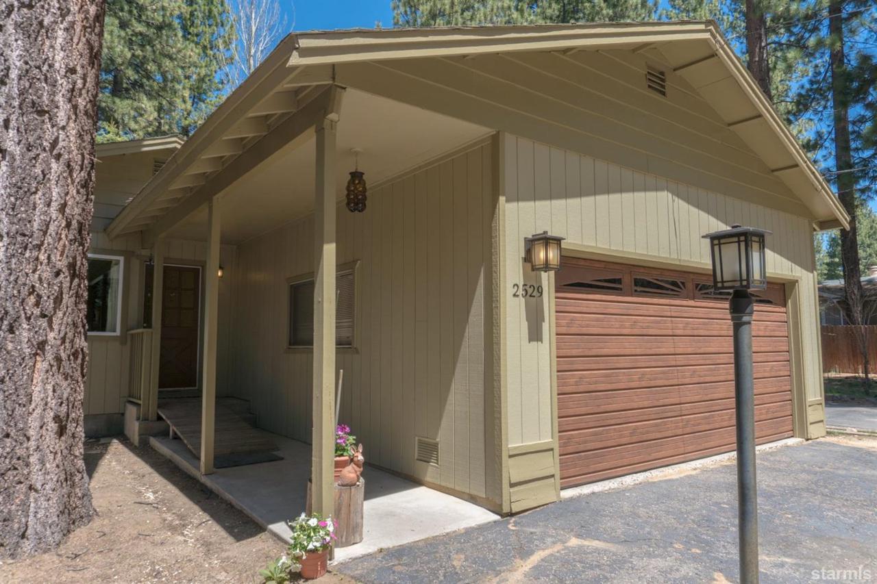 2529 Kubel Avenue - Photo 1