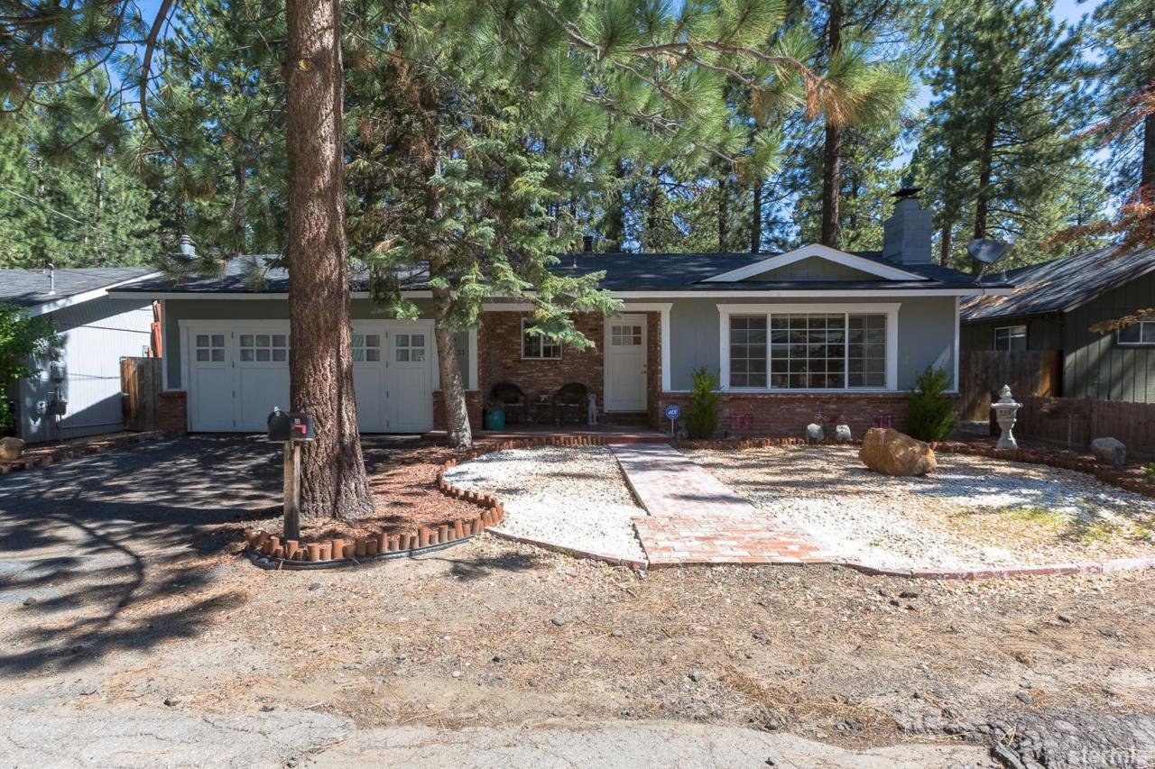 3533 Deer Lane - Photo 1