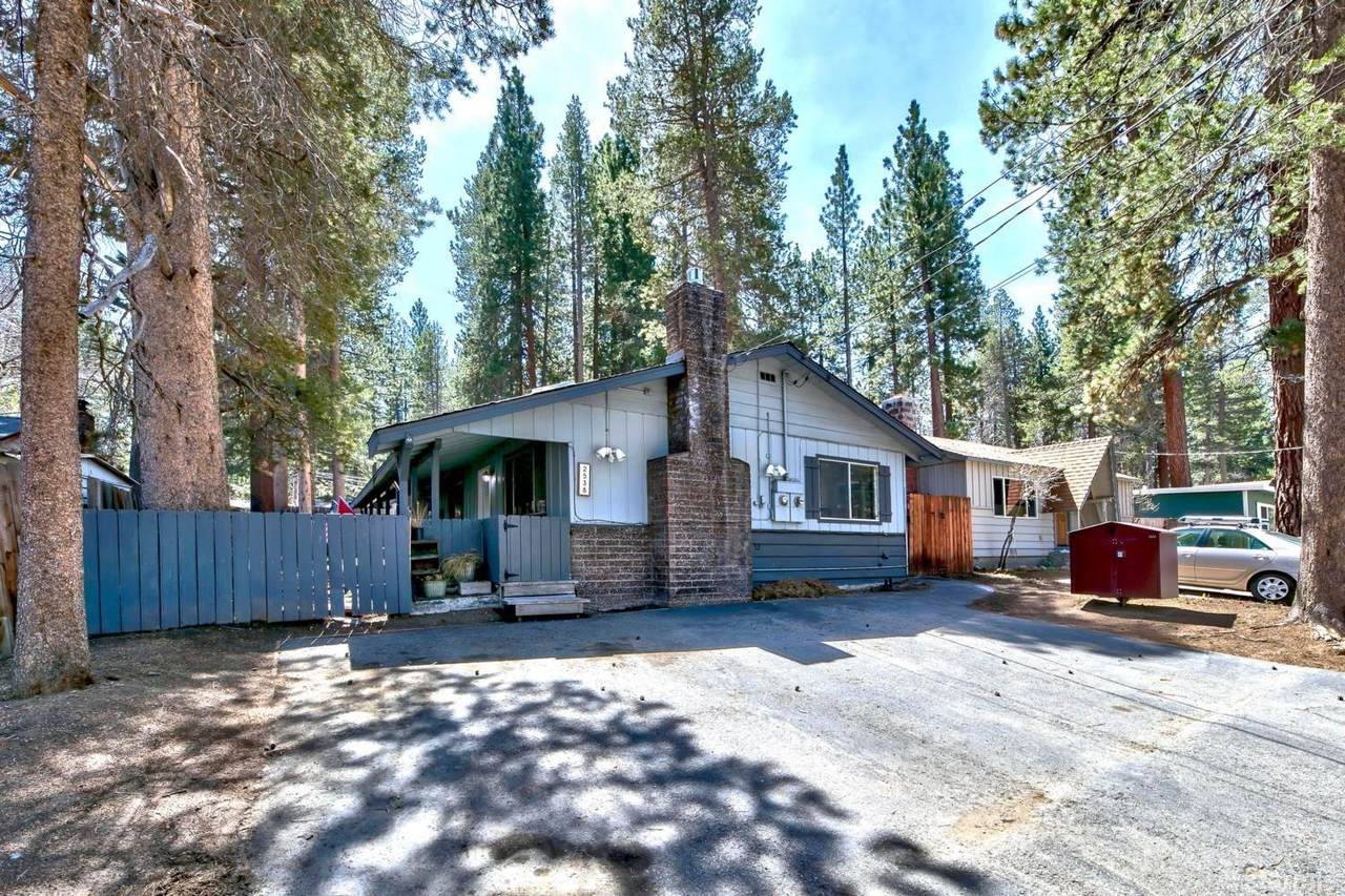 2538 Elwood Avenue - Photo 1