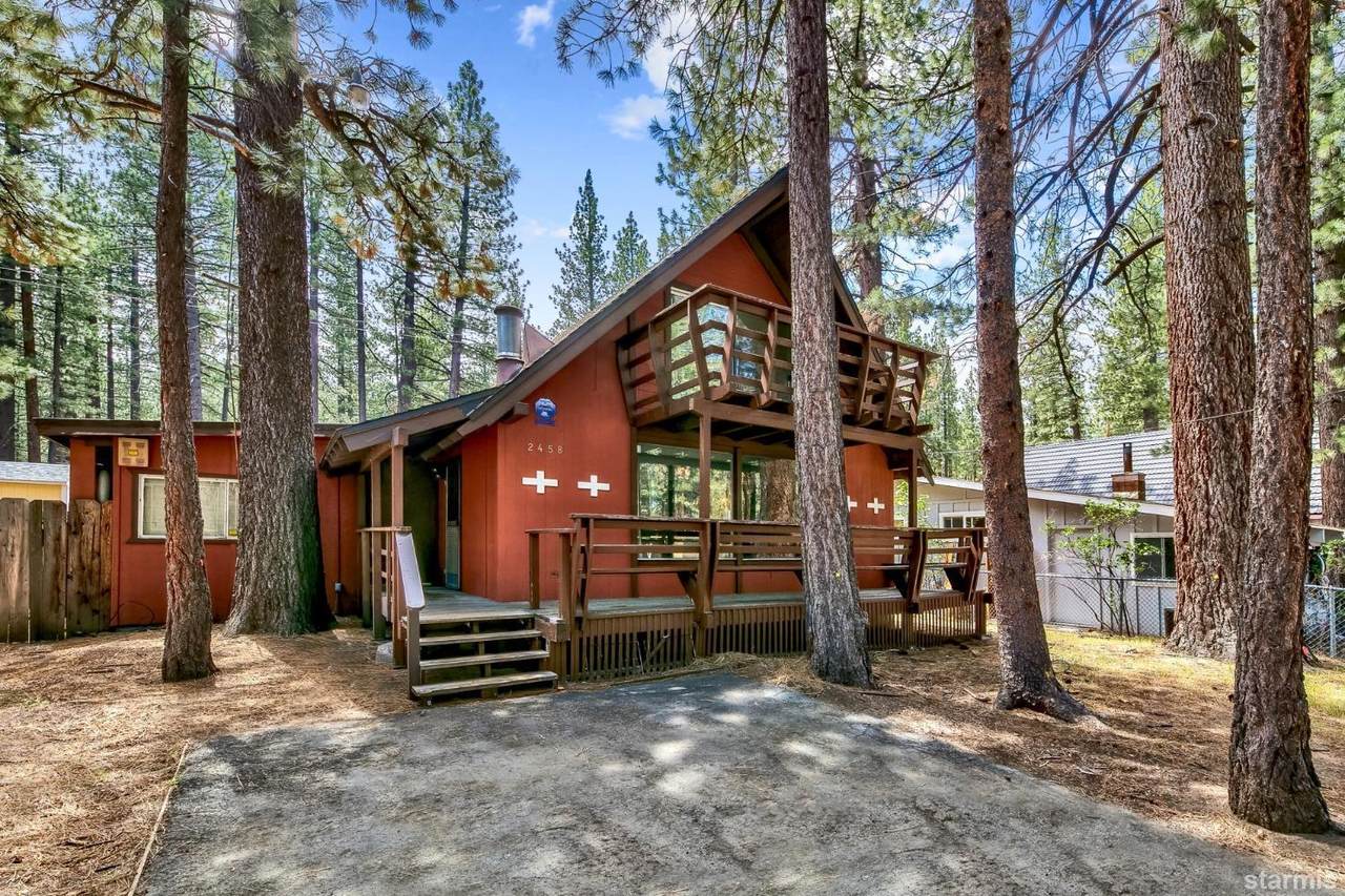 2458 Fountain Avenue - Photo 1