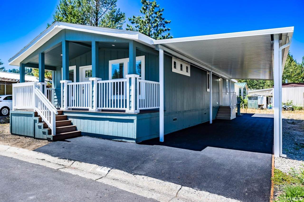 1080 Julie Lane - Photo 1