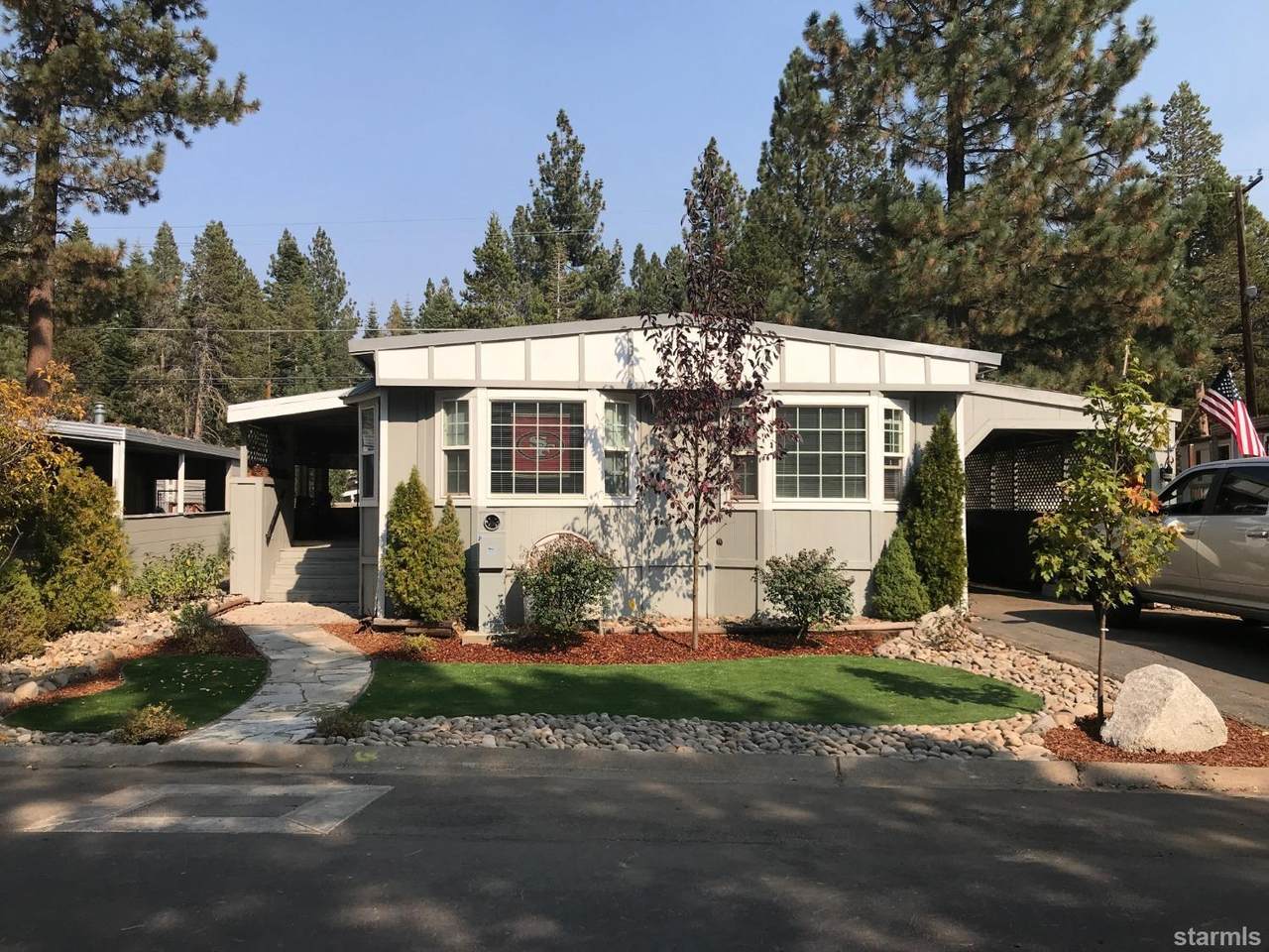1080 Julie Lane - Photo 1