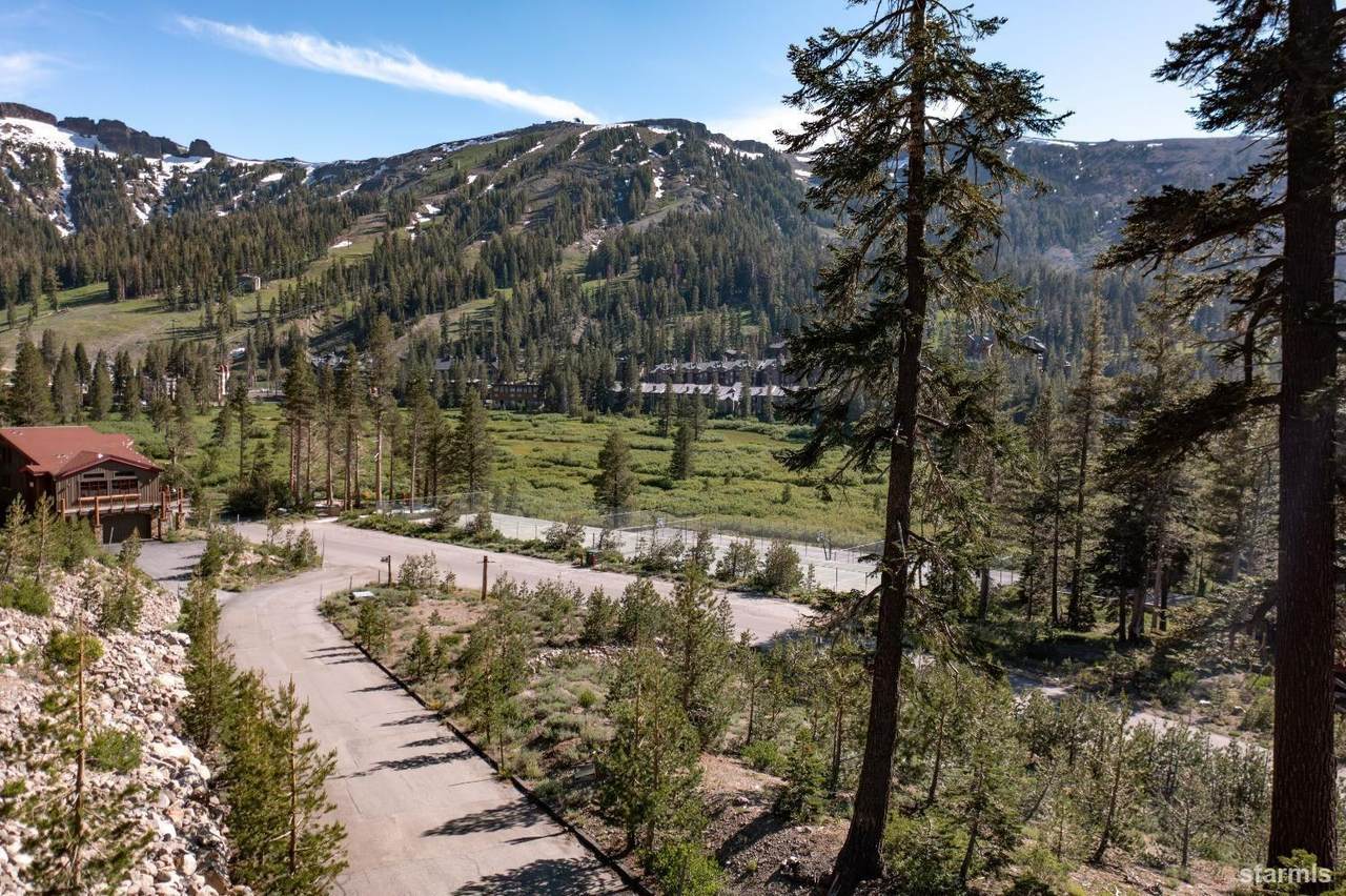 806 Glove Rock Rd - Photo 1