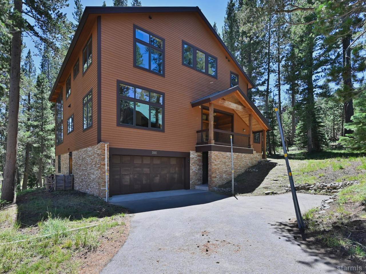 34040 Yarrow Place - Photo 1