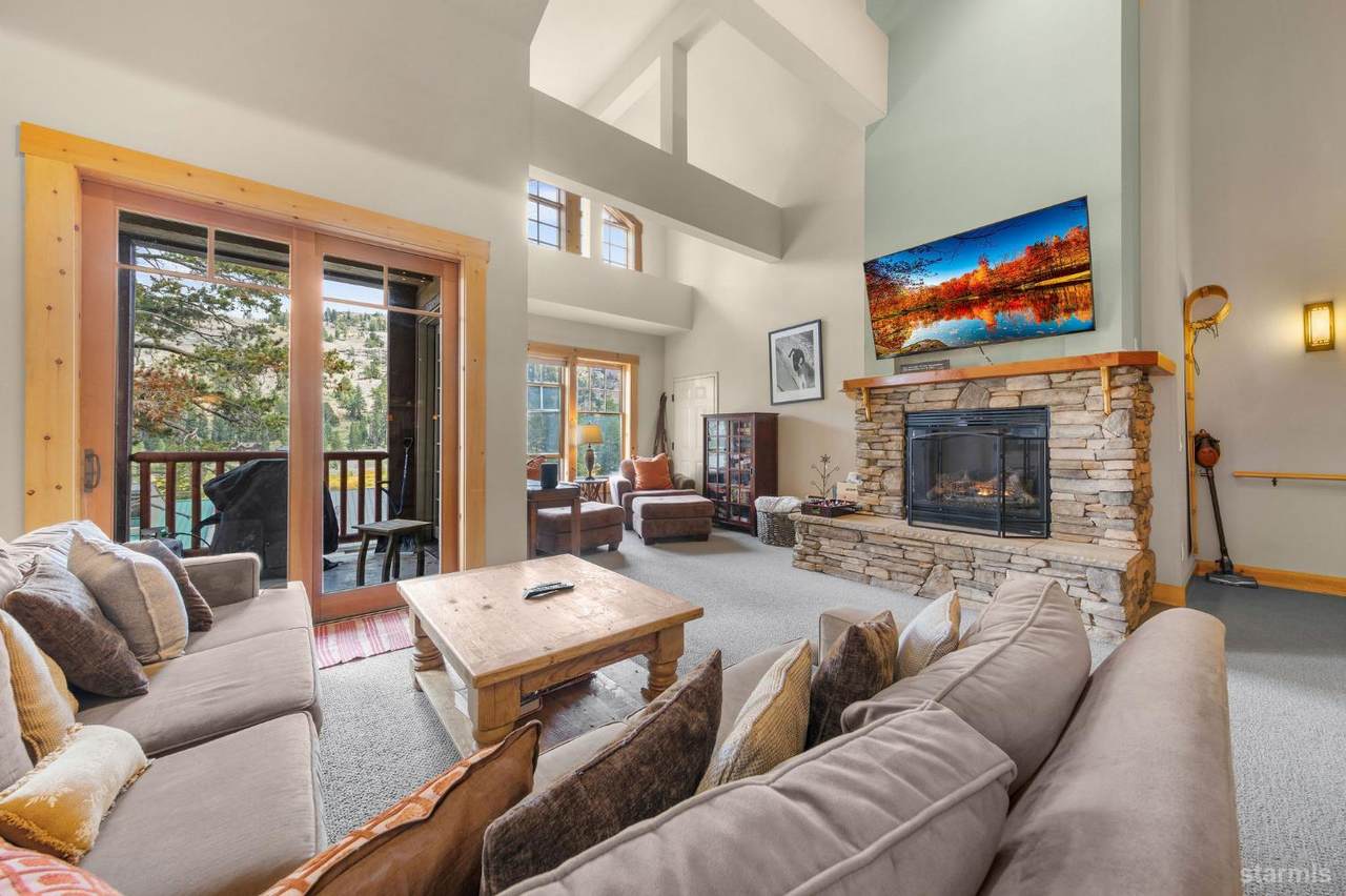 39 Palisades Drive - Photo 1