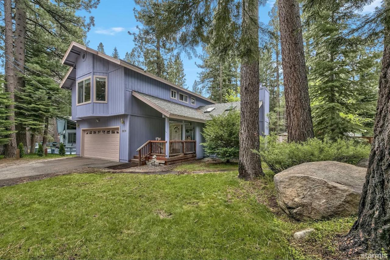 1879 Bella Coola Drive - Photo 1