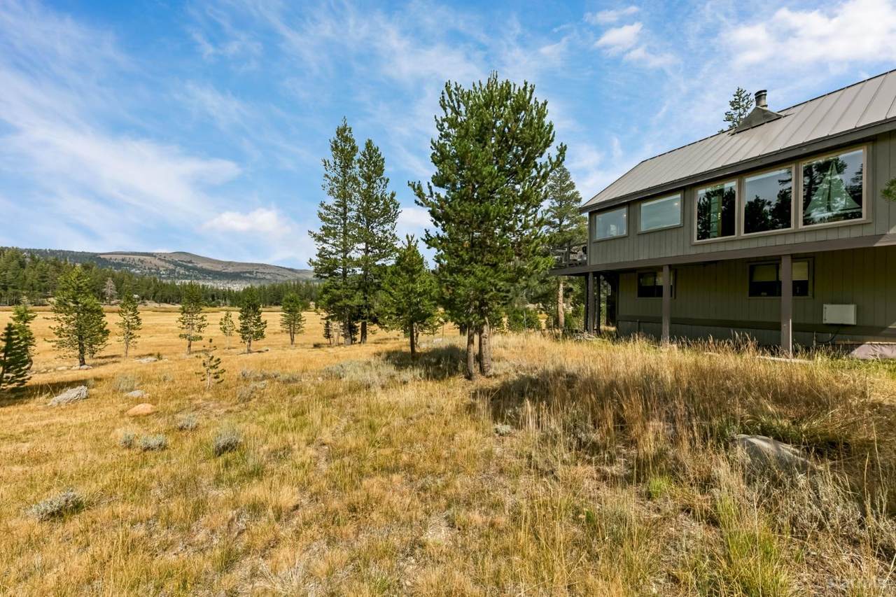 50977 Wintergreen Way - Photo 1