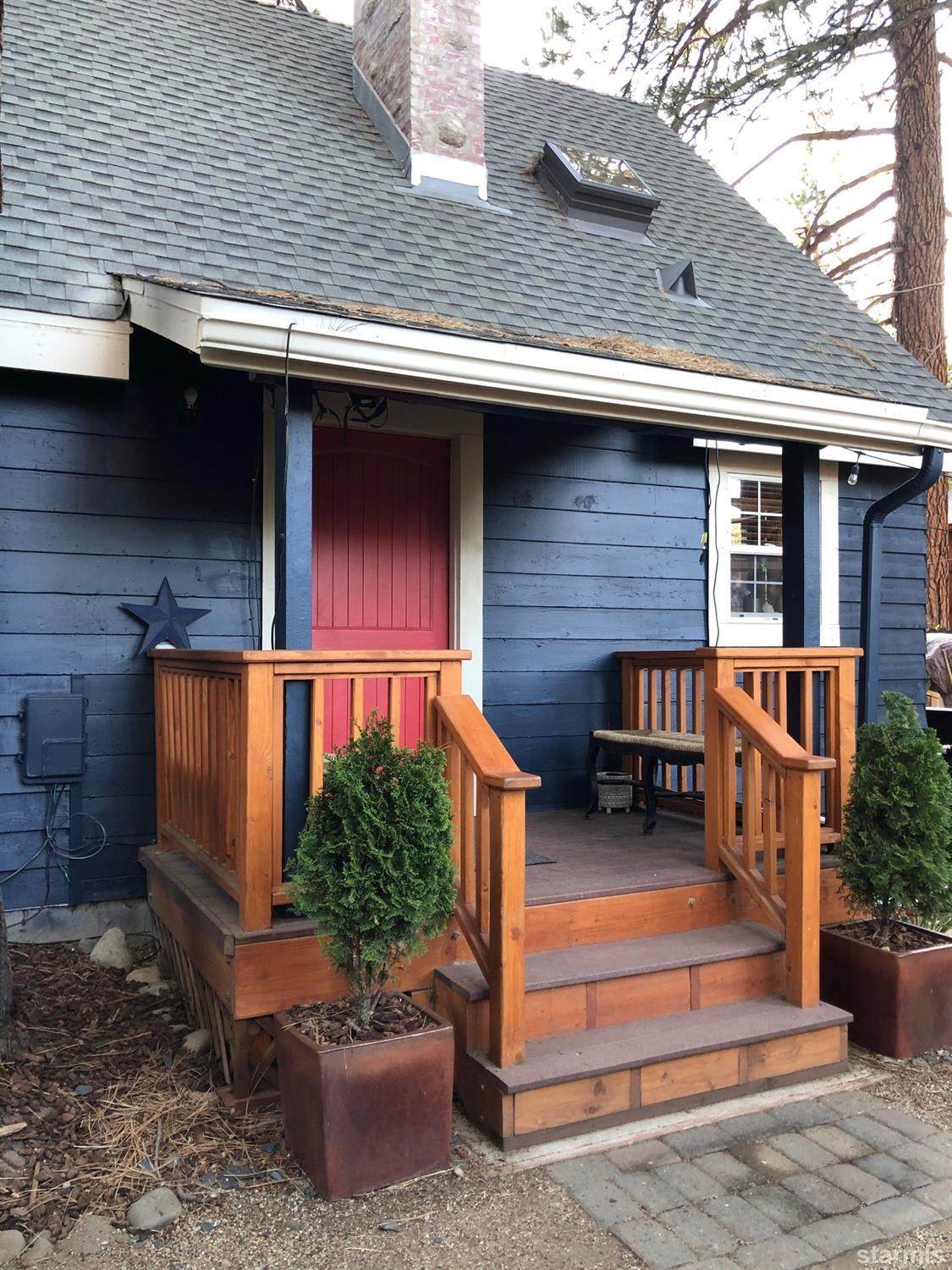 957 San Francisco Avenue - Photo 1
