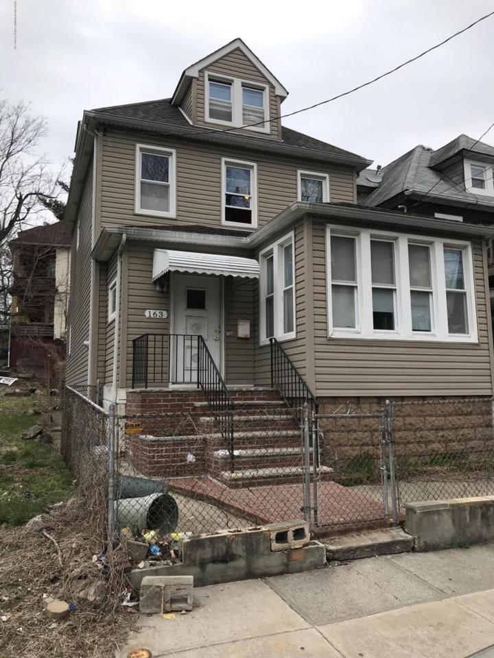 163 Westervelt Avenue - Photo 1