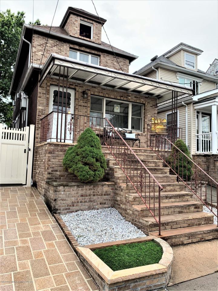 107 Abbott Street - Photo 1