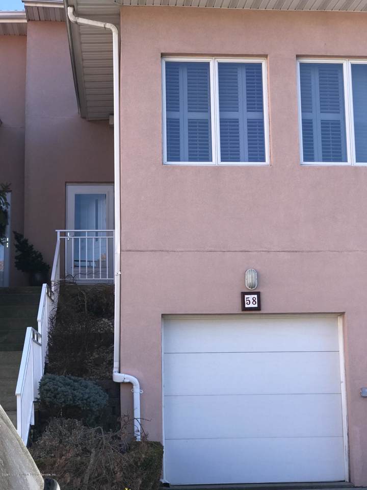 58 Harbour Court - Photo 1