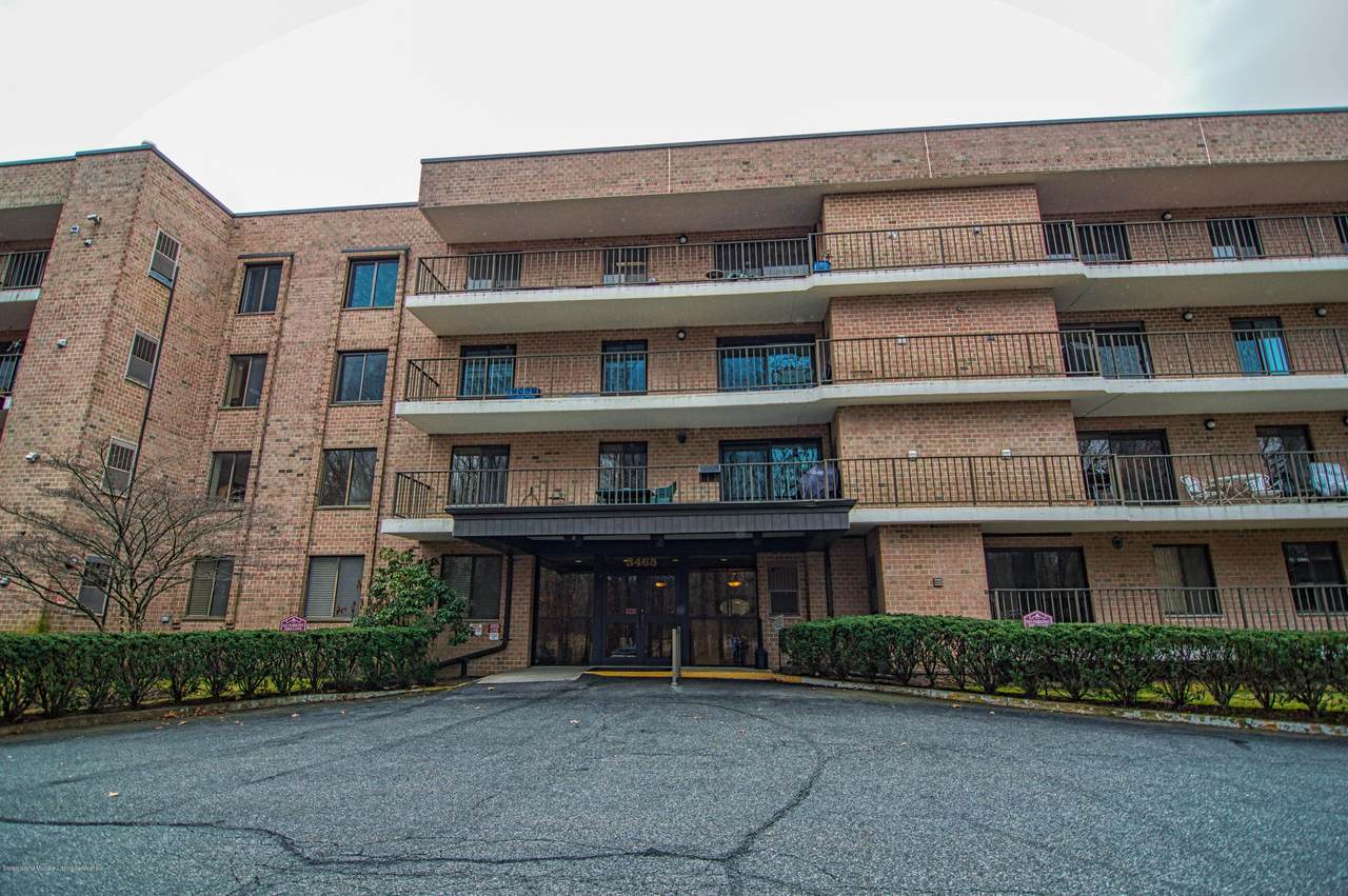 3465 Amboy Road - Photo 1