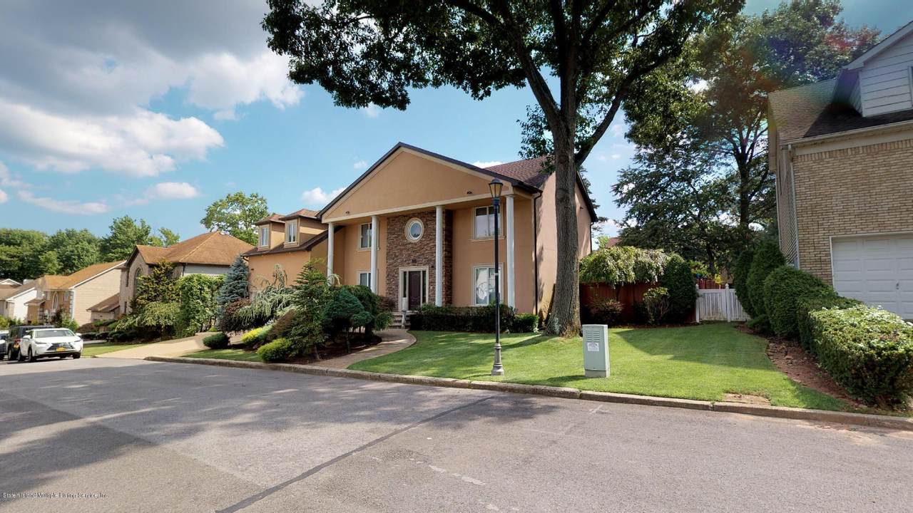 55 Old Farmers Lane - Photo 1