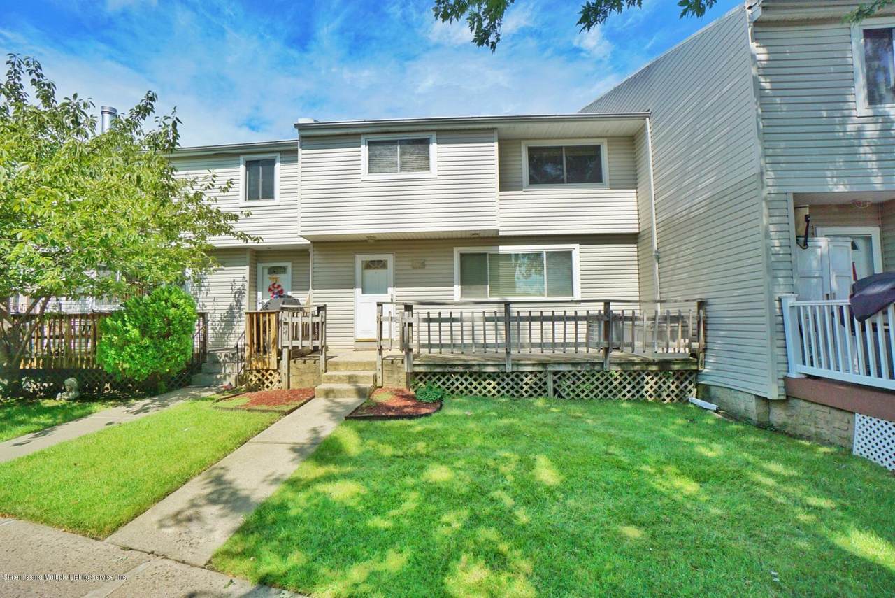 450 Caswell Avenue - Photo 1