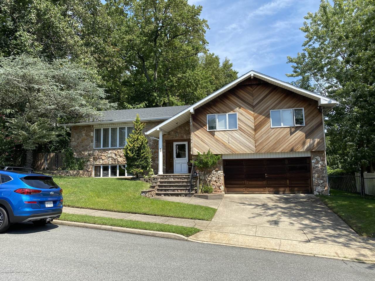 15 Boyle Street - Photo 1