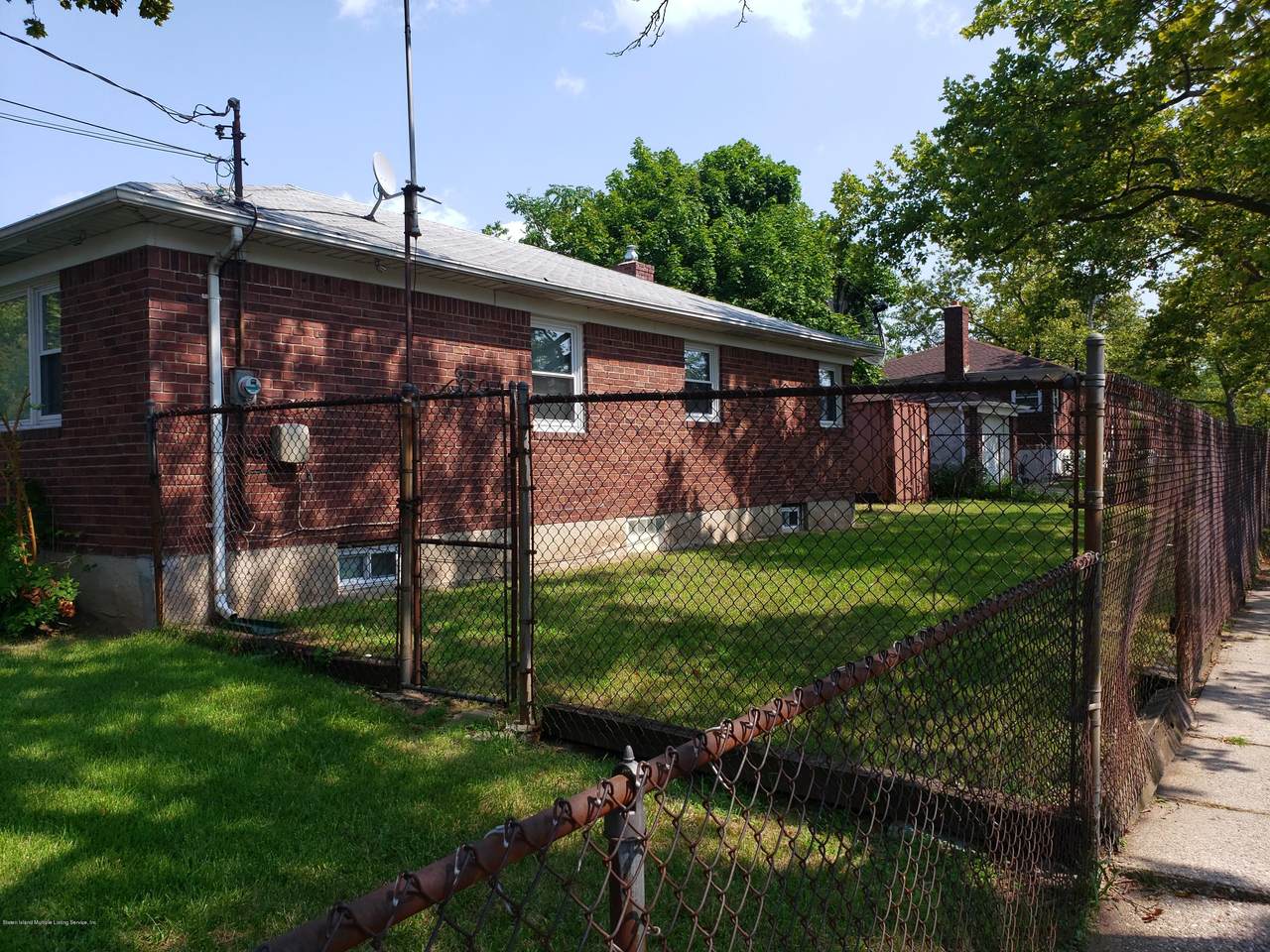 107 Park Hill Circle - Photo 1