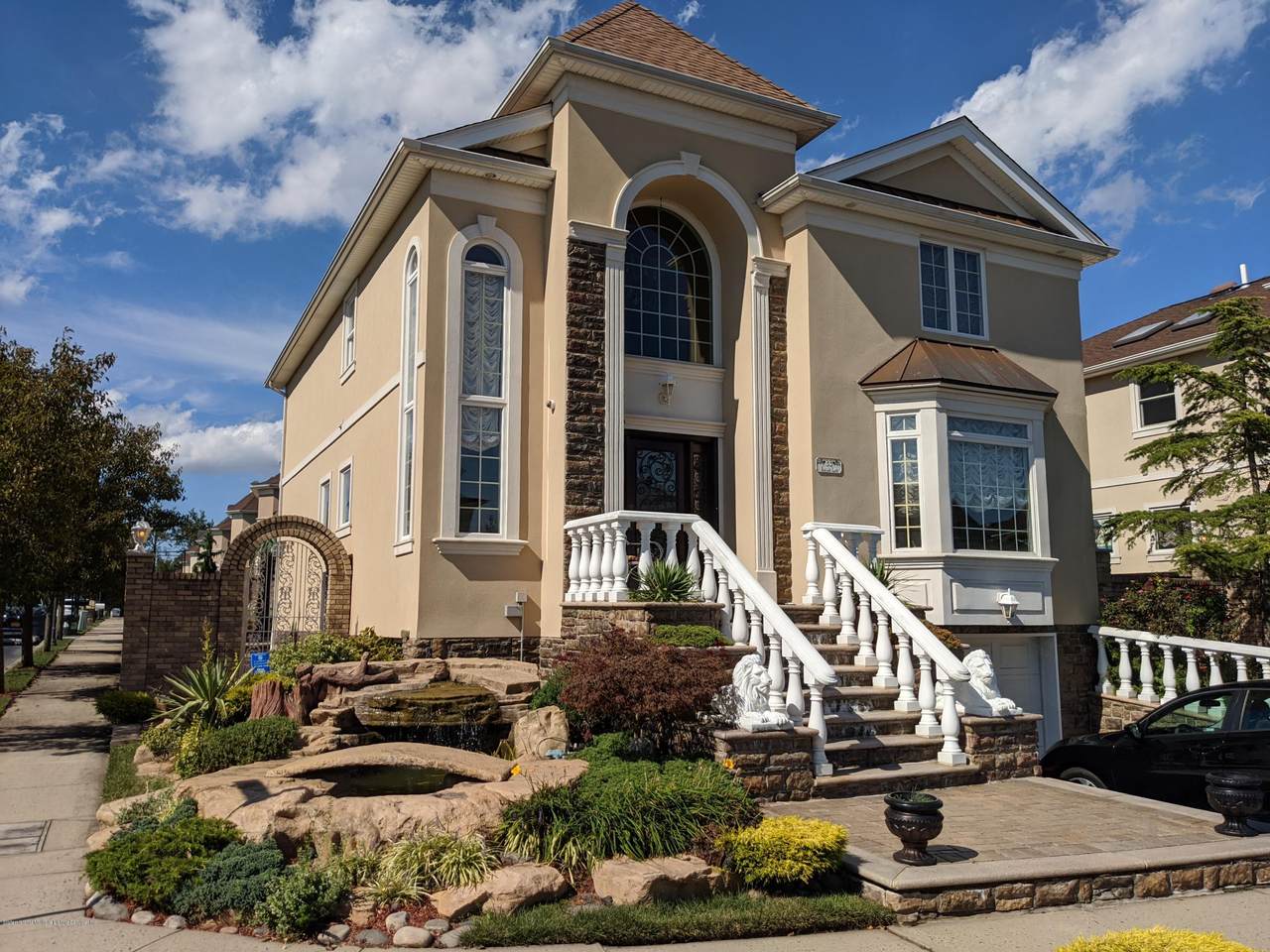 33 Bayside Lane - Photo 1