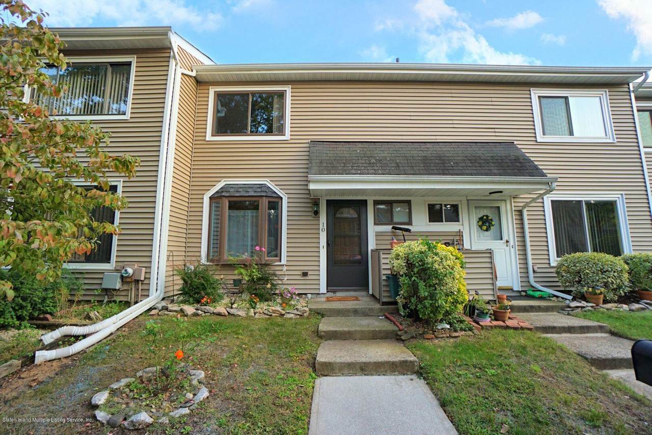 10 Wirt Avenue - Photo 1