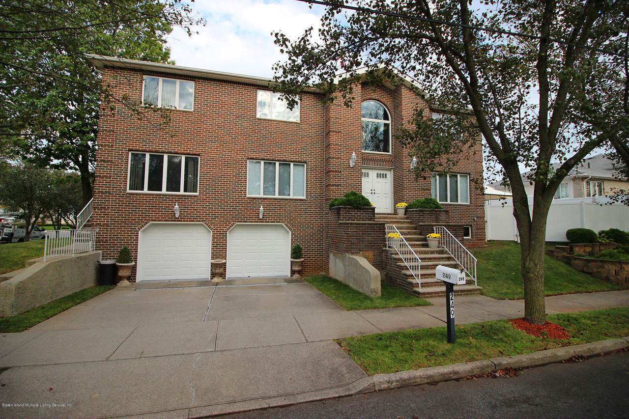 249 Chelsea Street - Photo 1