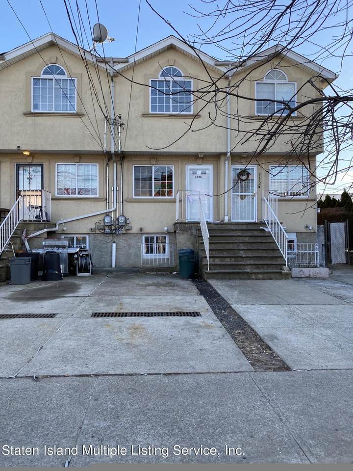 112 Broad Street - Photo 1