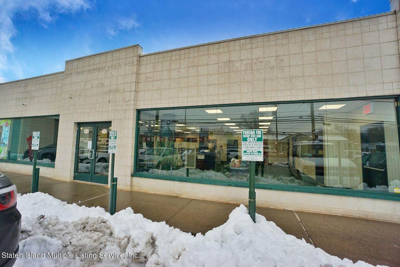 1766 Hylan Boulevard - Photo 1