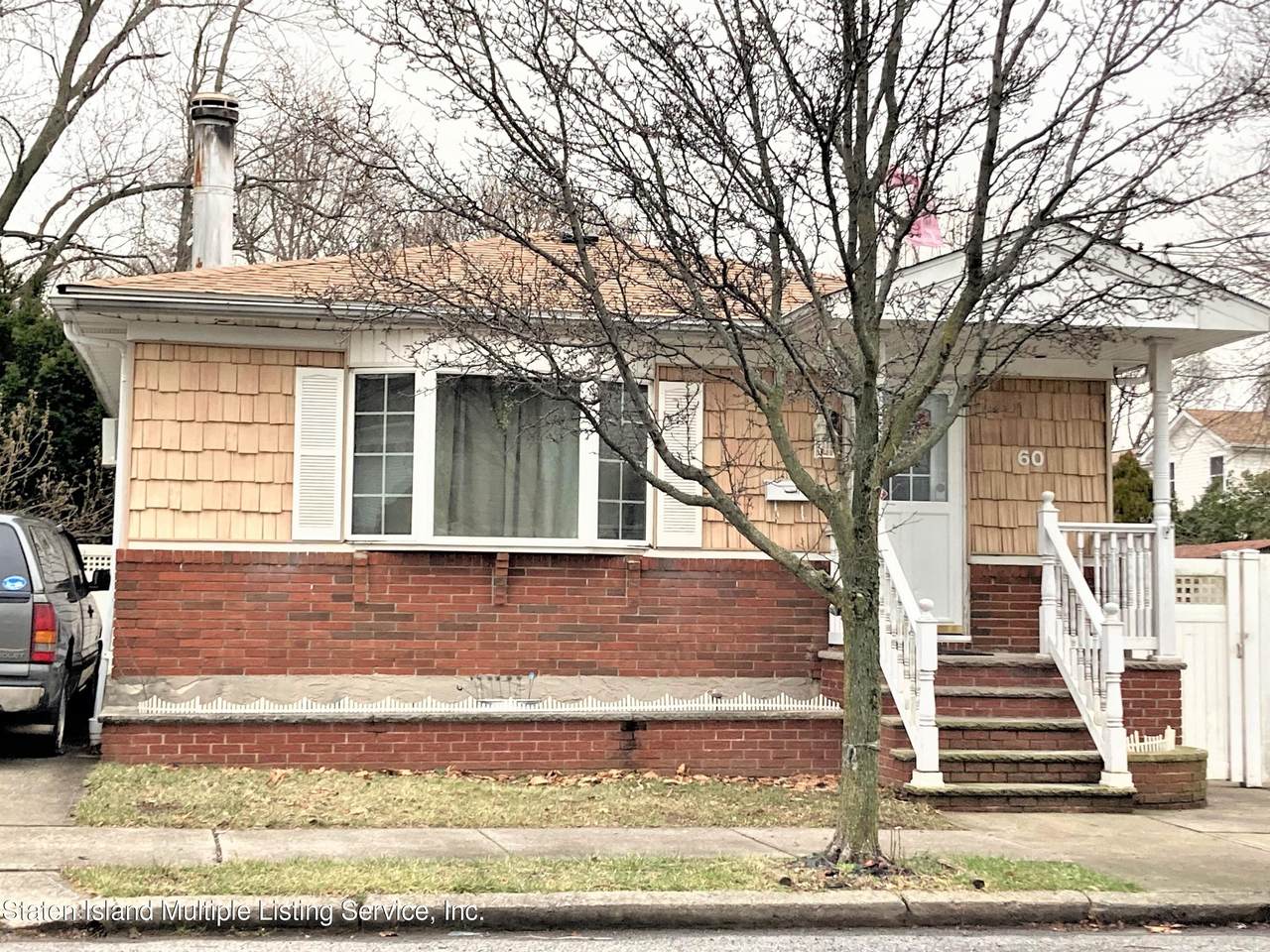 60 Clearmont Avenue - Photo 1