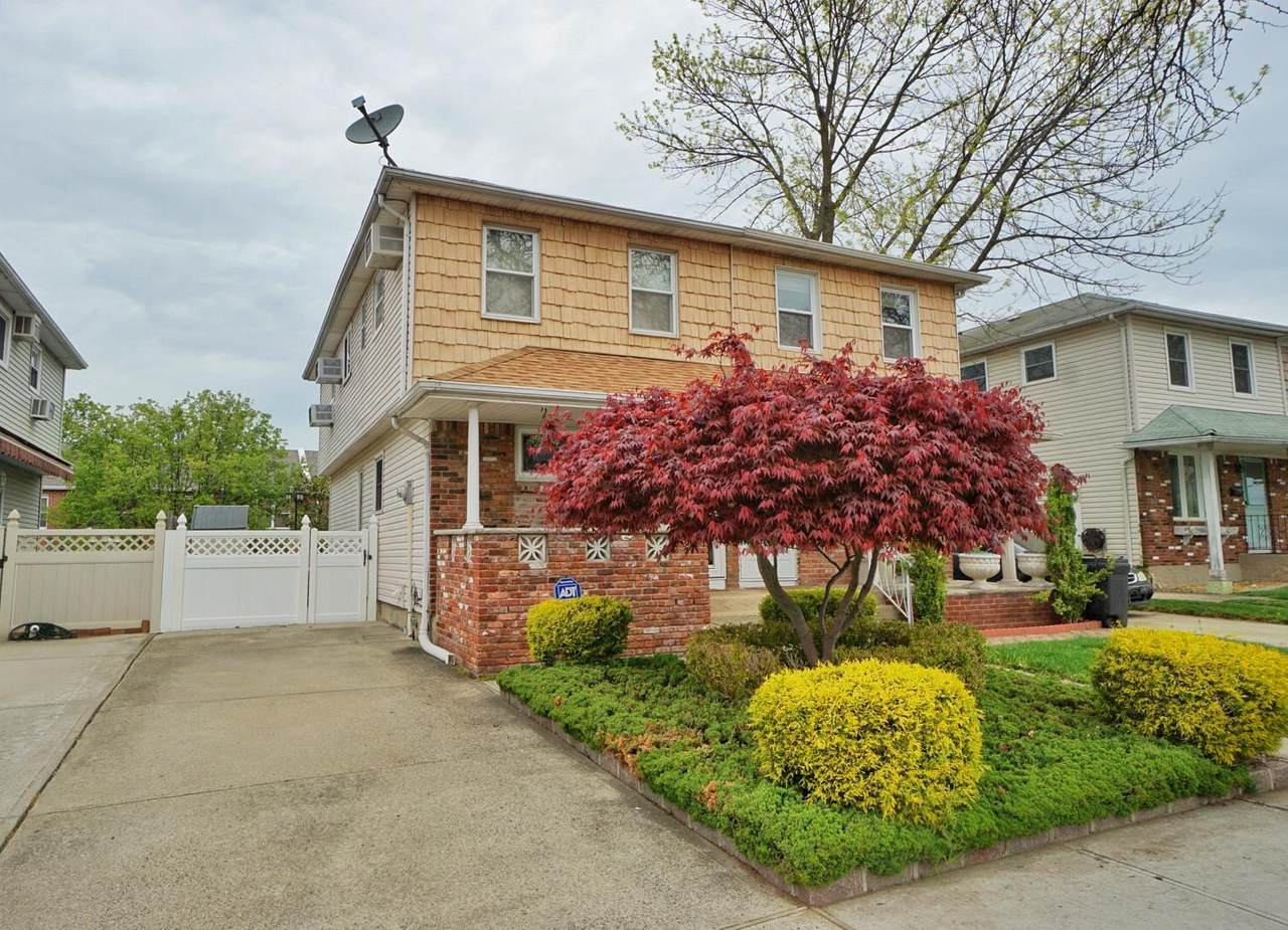 511 Leverett Avenue - Photo 1