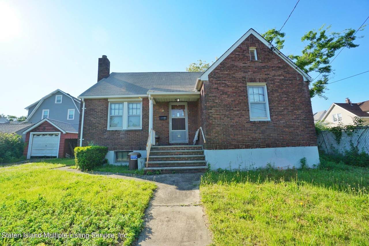 5228 Arthur Kill Road - Photo 1