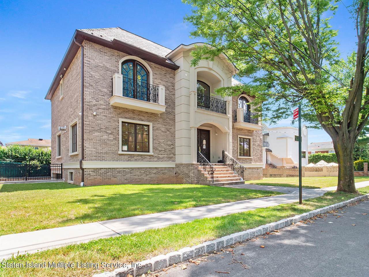 636 West Fingerboard Road - Photo 1