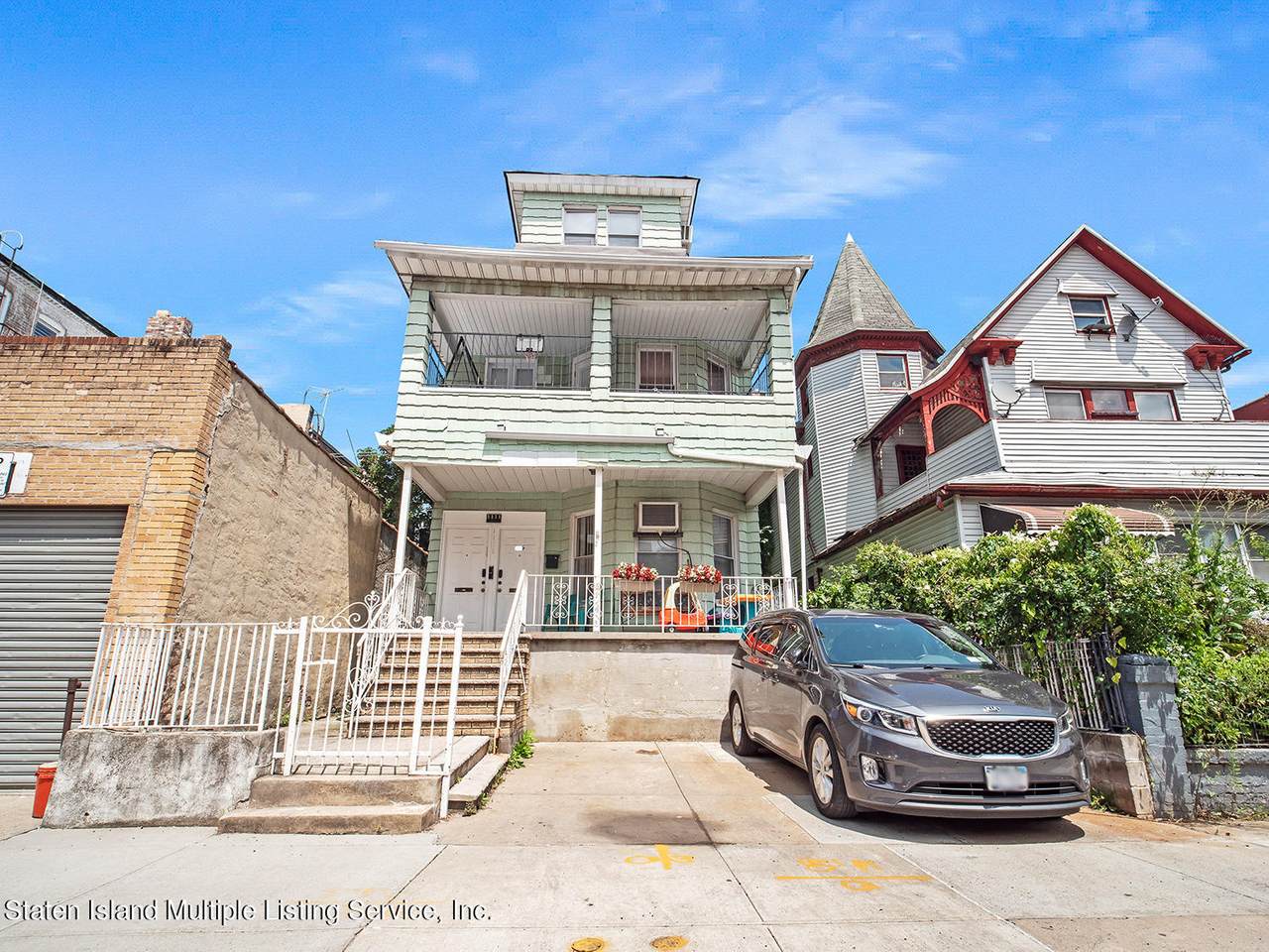 1111 42nd Street - Photo 1